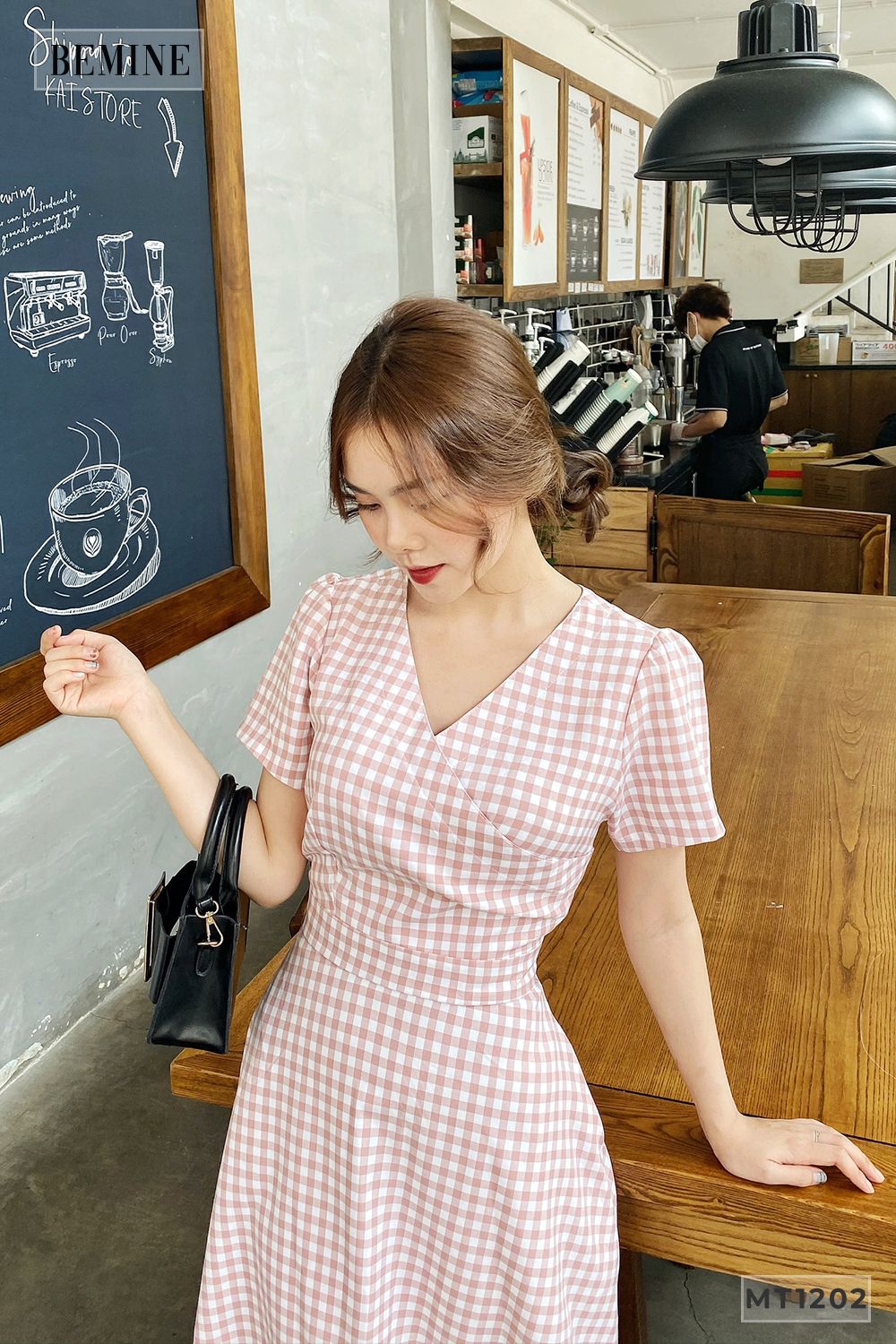 MT1202HONG - Đầm caro đắp chéo ngực