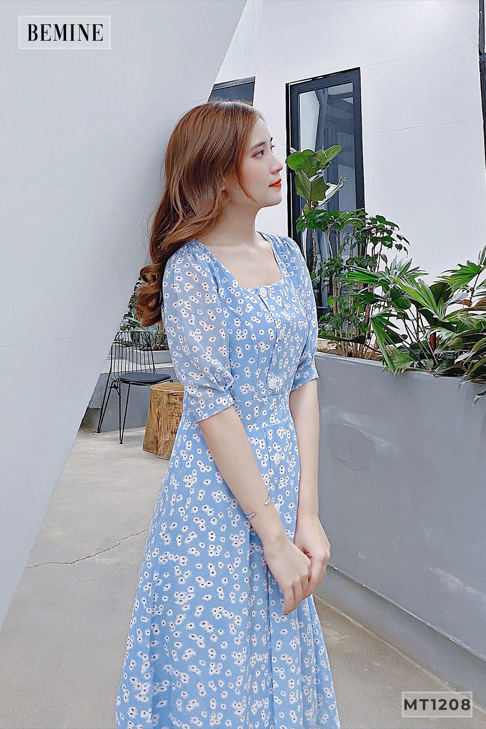 MT1208XANH - Đầm hoa cổ tròn đính nút trụ