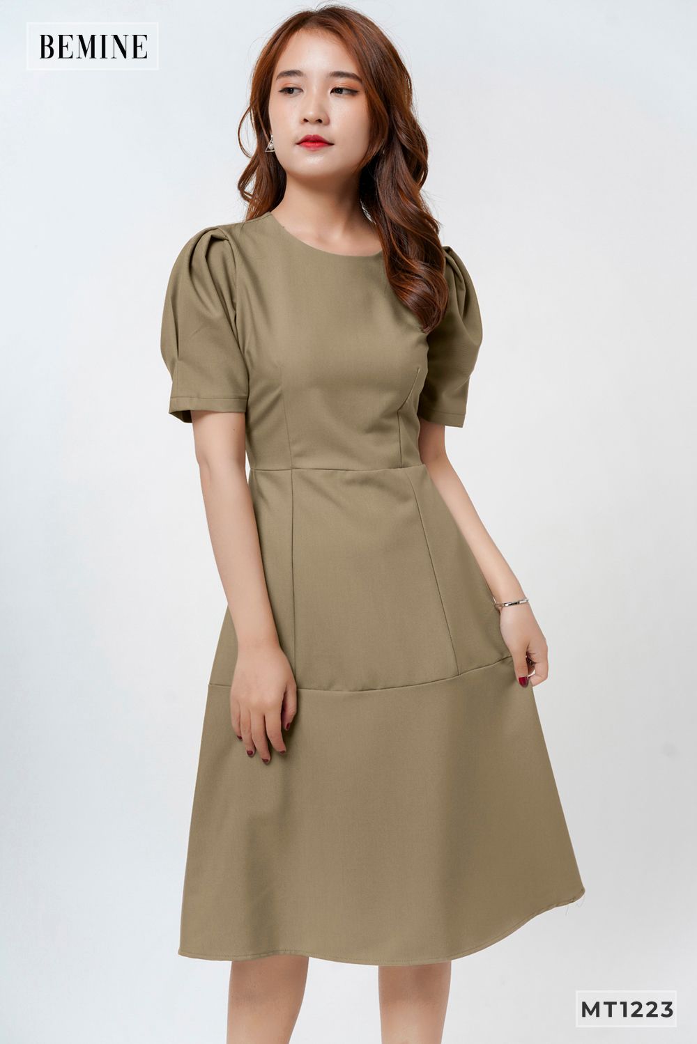 MT1223XAM - Đầm xòe cổ tròn