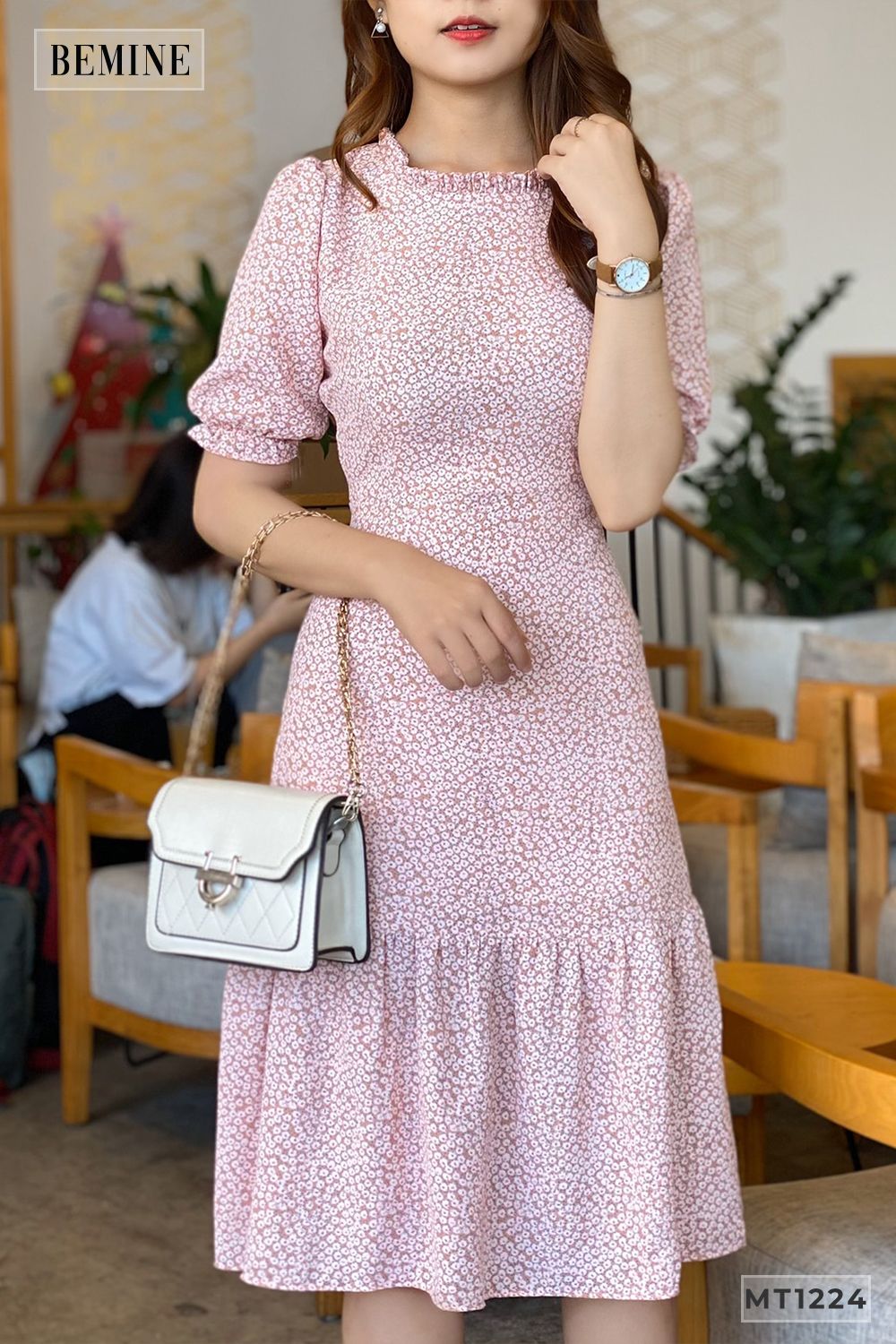 MT1224HONG - Đầm bông đuôi cá bèo cổ