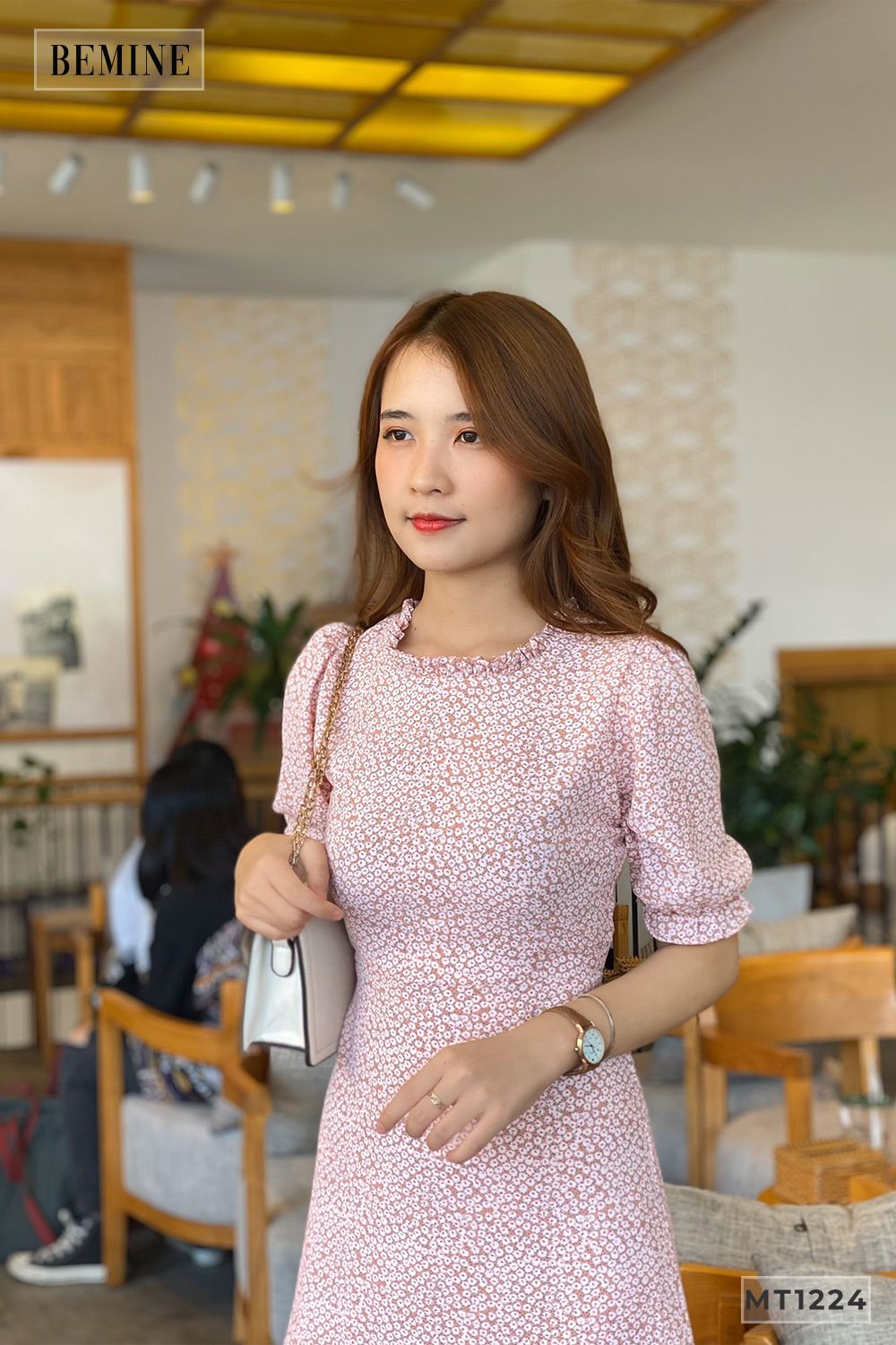 MT1224HONG - Đầm bông đuôi cá bèo cổ