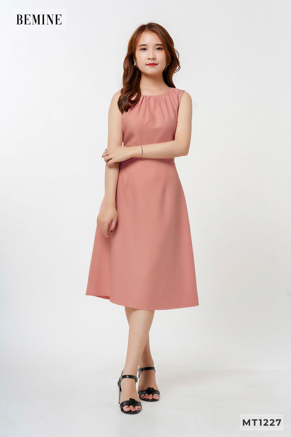 MT1227HONG - Đầm sát nách nhún cổ