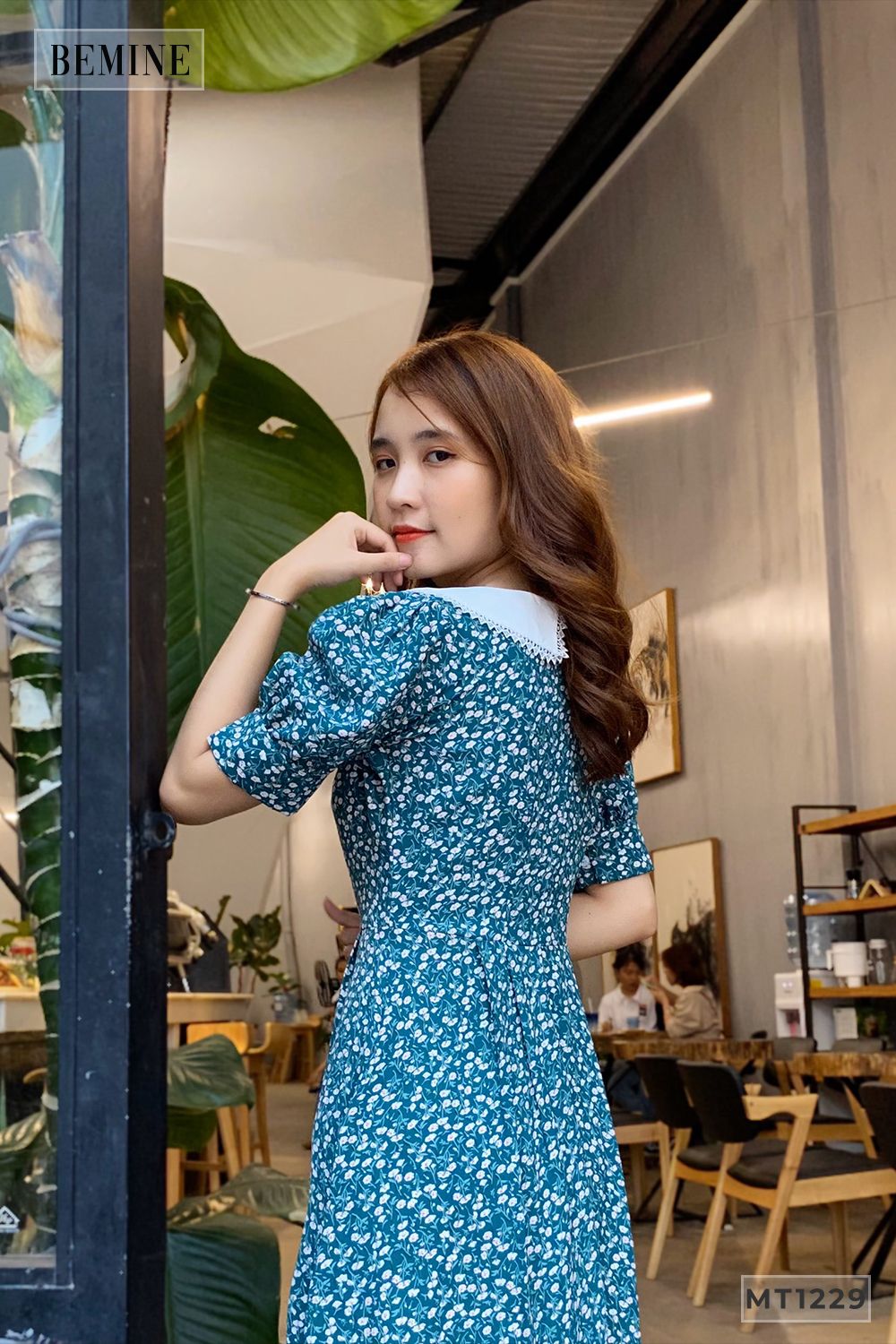 MT1229XANH - Đầm xòe cổ sen tay lỡ
