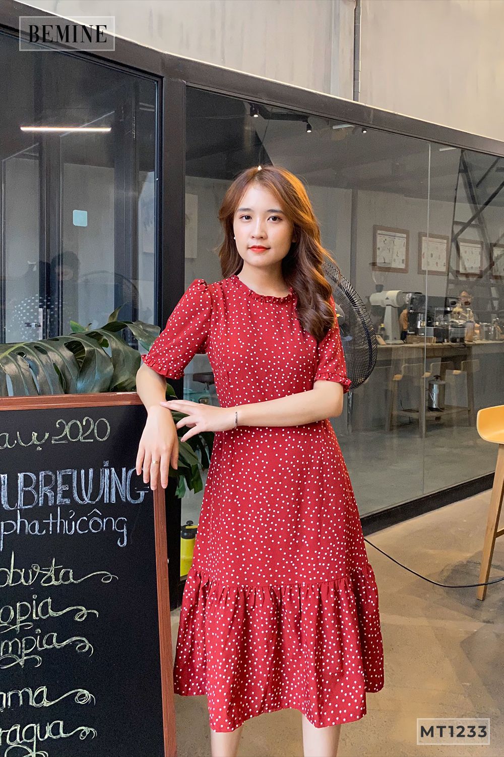 MT1233DO - Đầm xòe chấm bi đuôi cá
