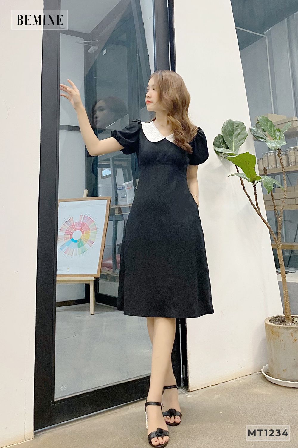 MT1234DEN - Đầm tay nhún phối cổ