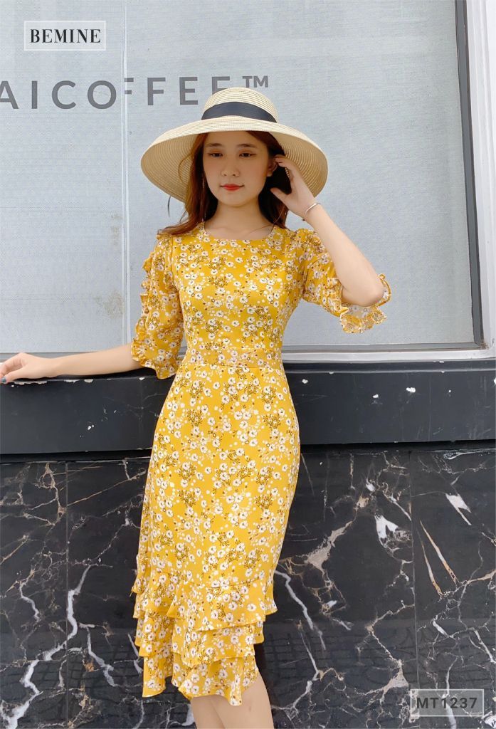 MT1237VANG - Đầm xòe bèo tay đuôi cá