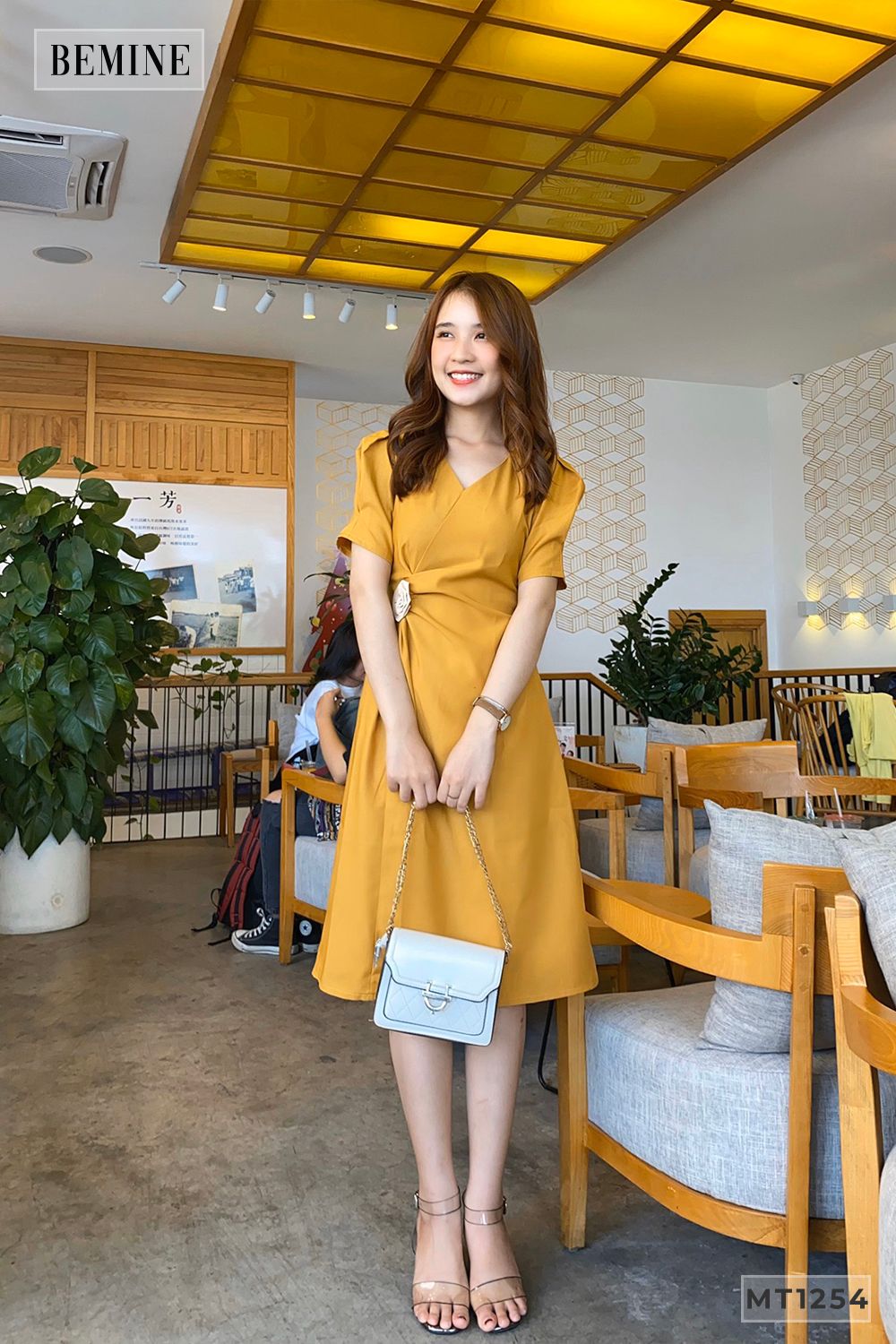 MT1254VANG - Đầm hoa nhúng eo