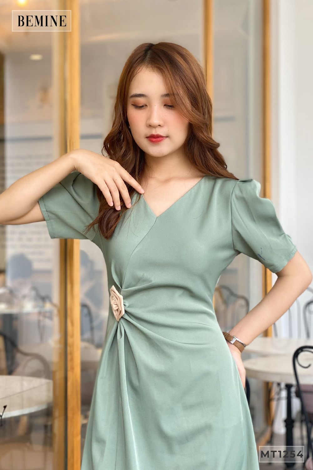MT1254XANH - Đầm hoa nhúng eo