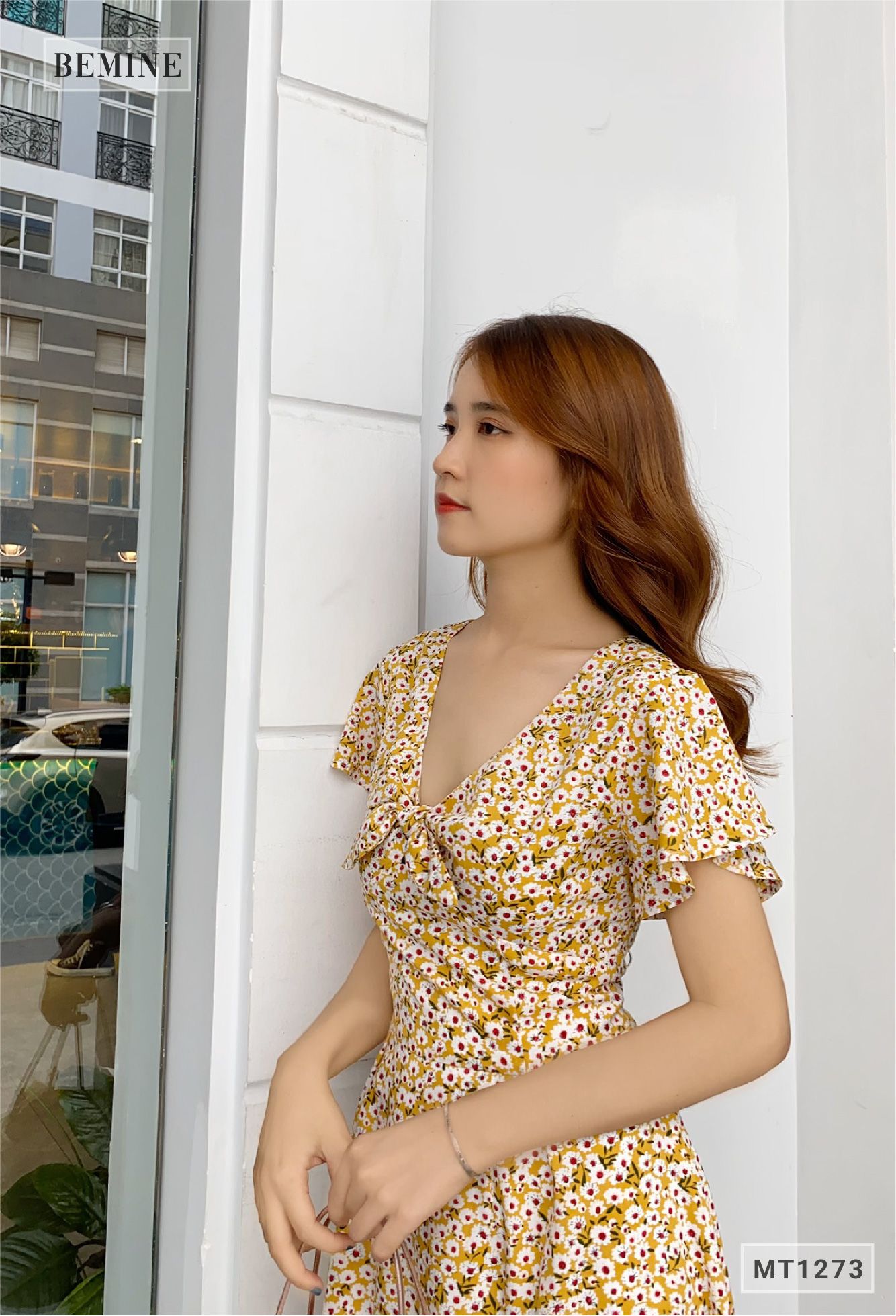 MT1273VANG - Đầm cổ tym tay cánh tiên