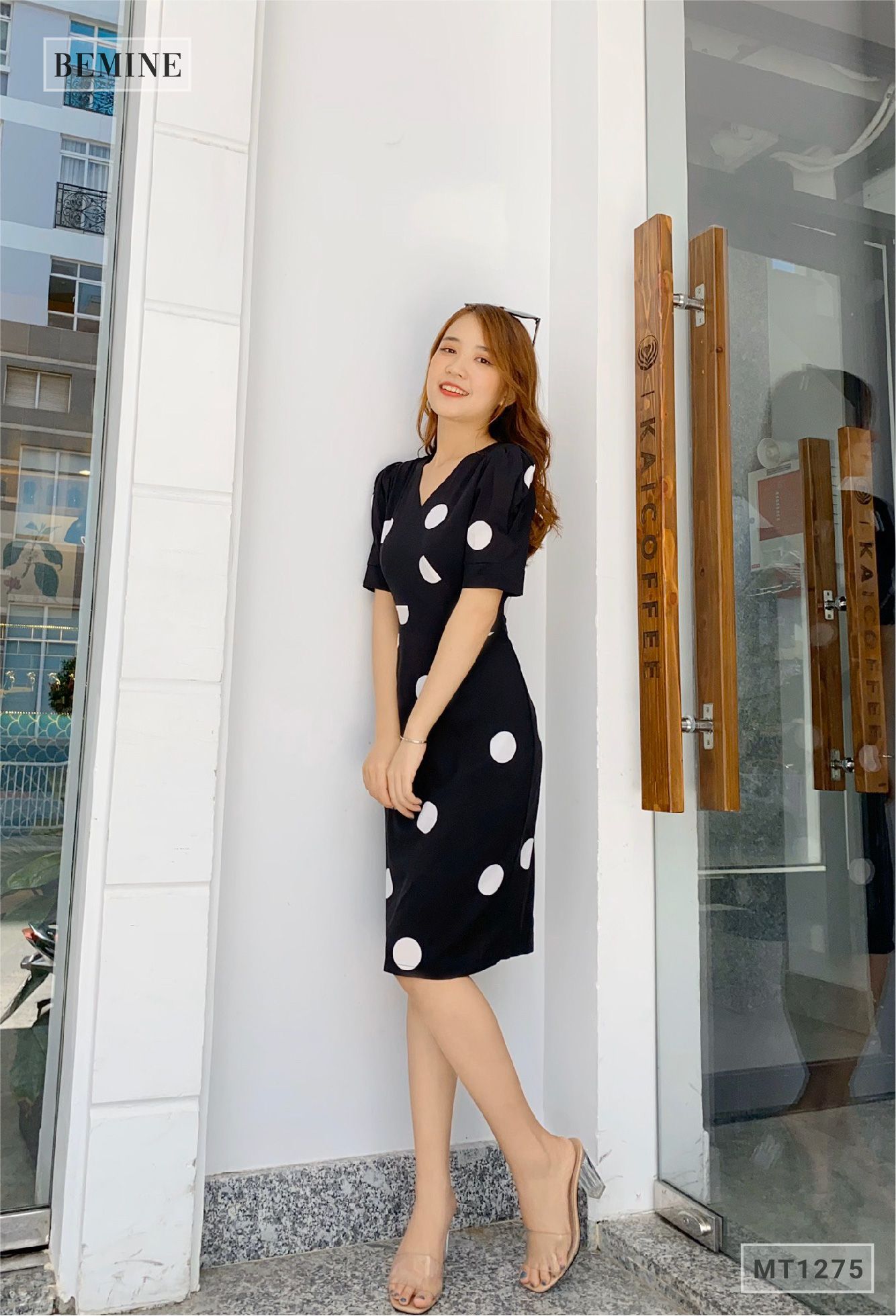 MT1275DEN - Đầm chấm bi cổ đắp chéo