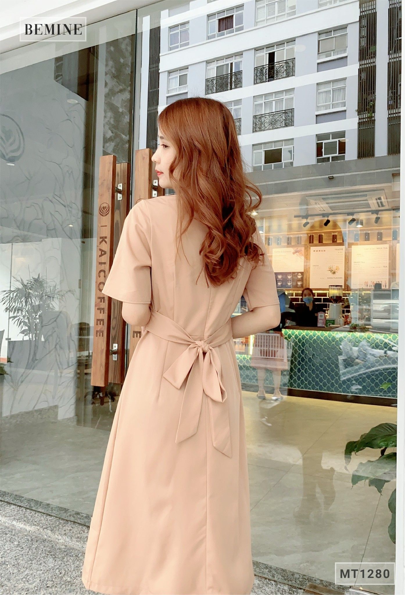 MT1280DA - Đầm xếp ly thân đính nút tay loe