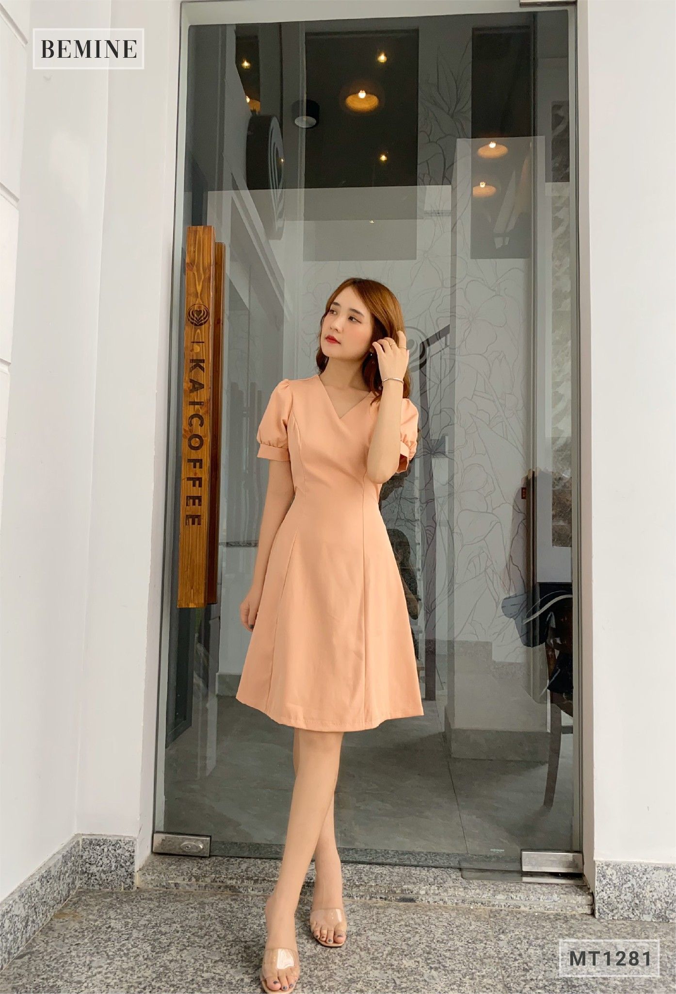 MT1281DA - Đầm cổ V bo tay cột dây eo