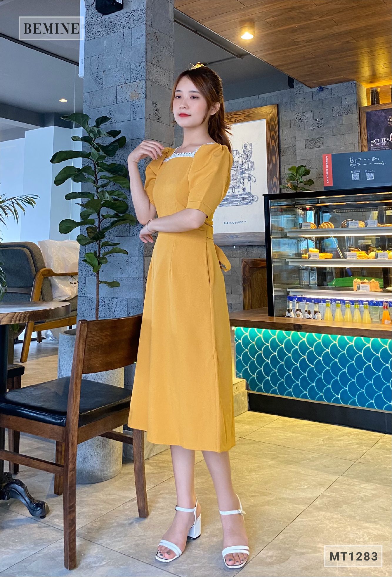 MT1283VANG - Đầm cổ ren cột eo