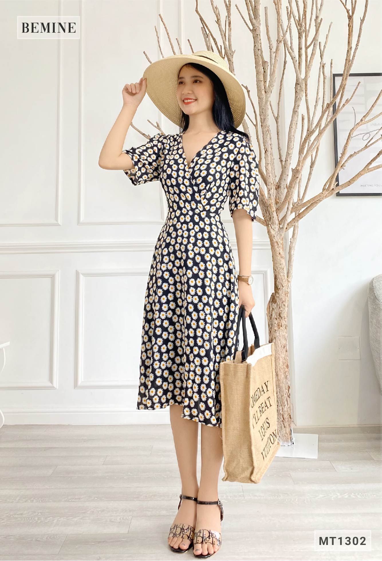 MT1302DEN - Đầm hoa 2 lớp đáp ngực cột eo
