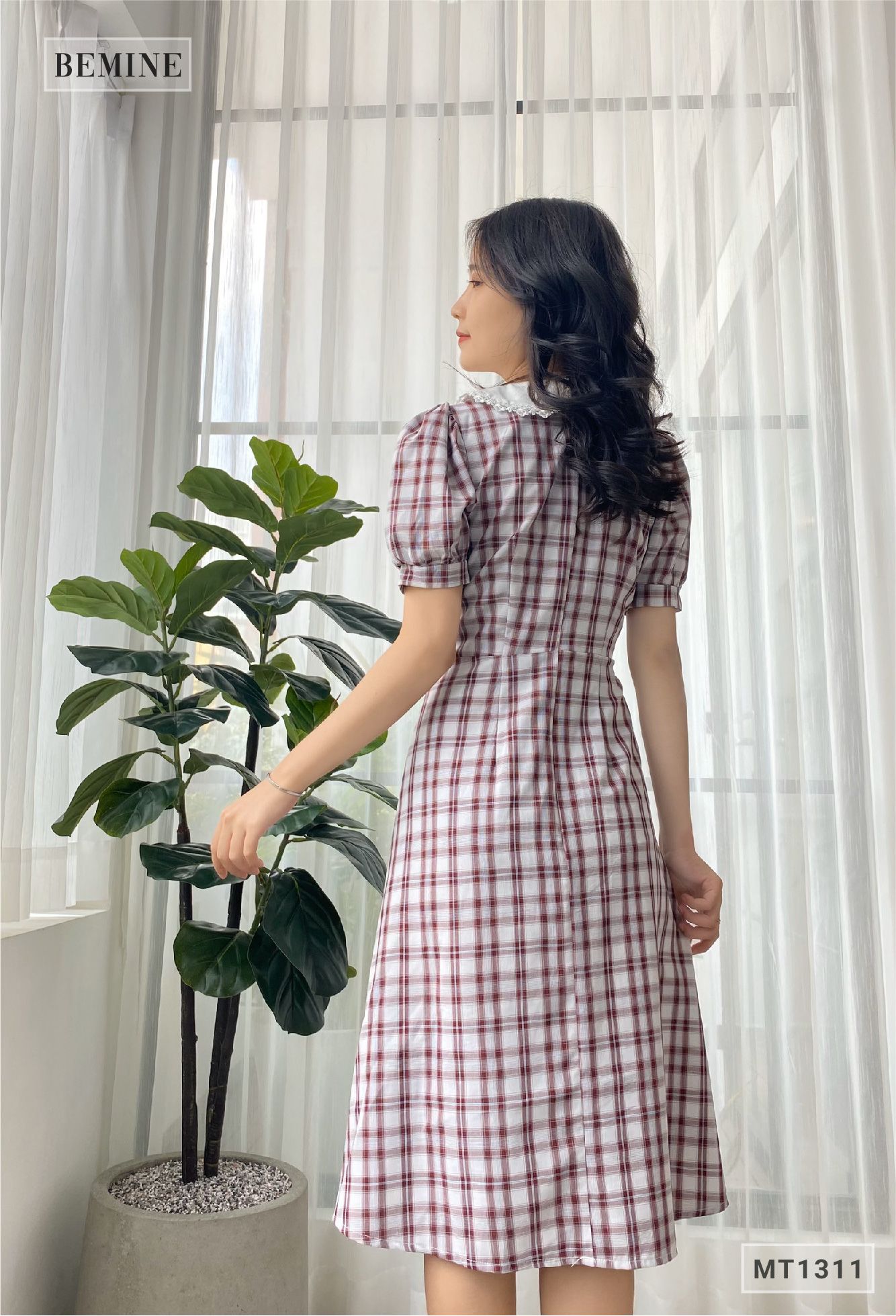 MT1311TIM - Đầm caro phối cổ ren