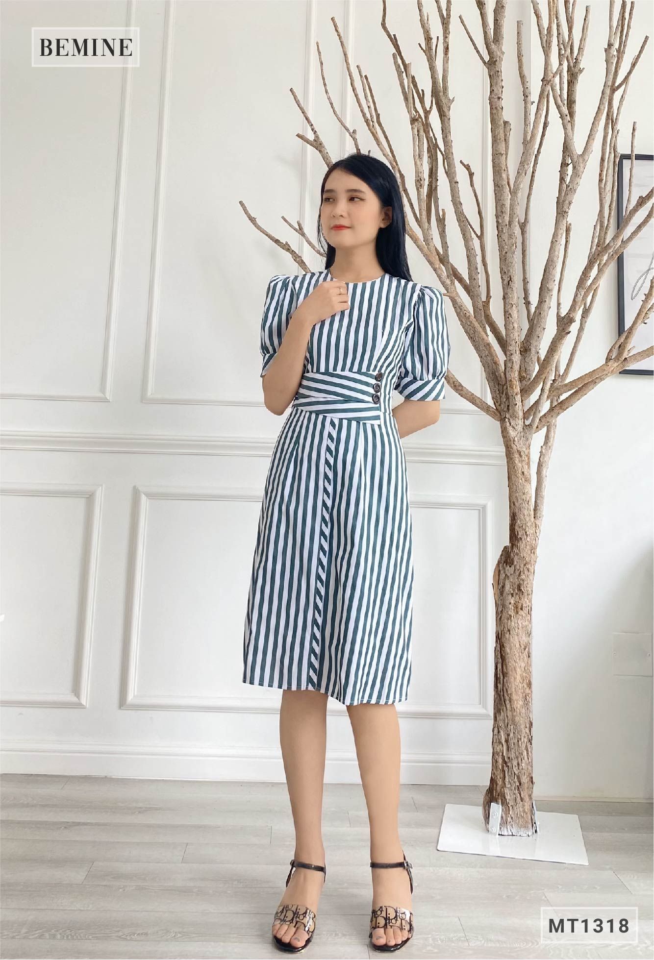 MT1318XANH - Đầm sọc đính nút eo