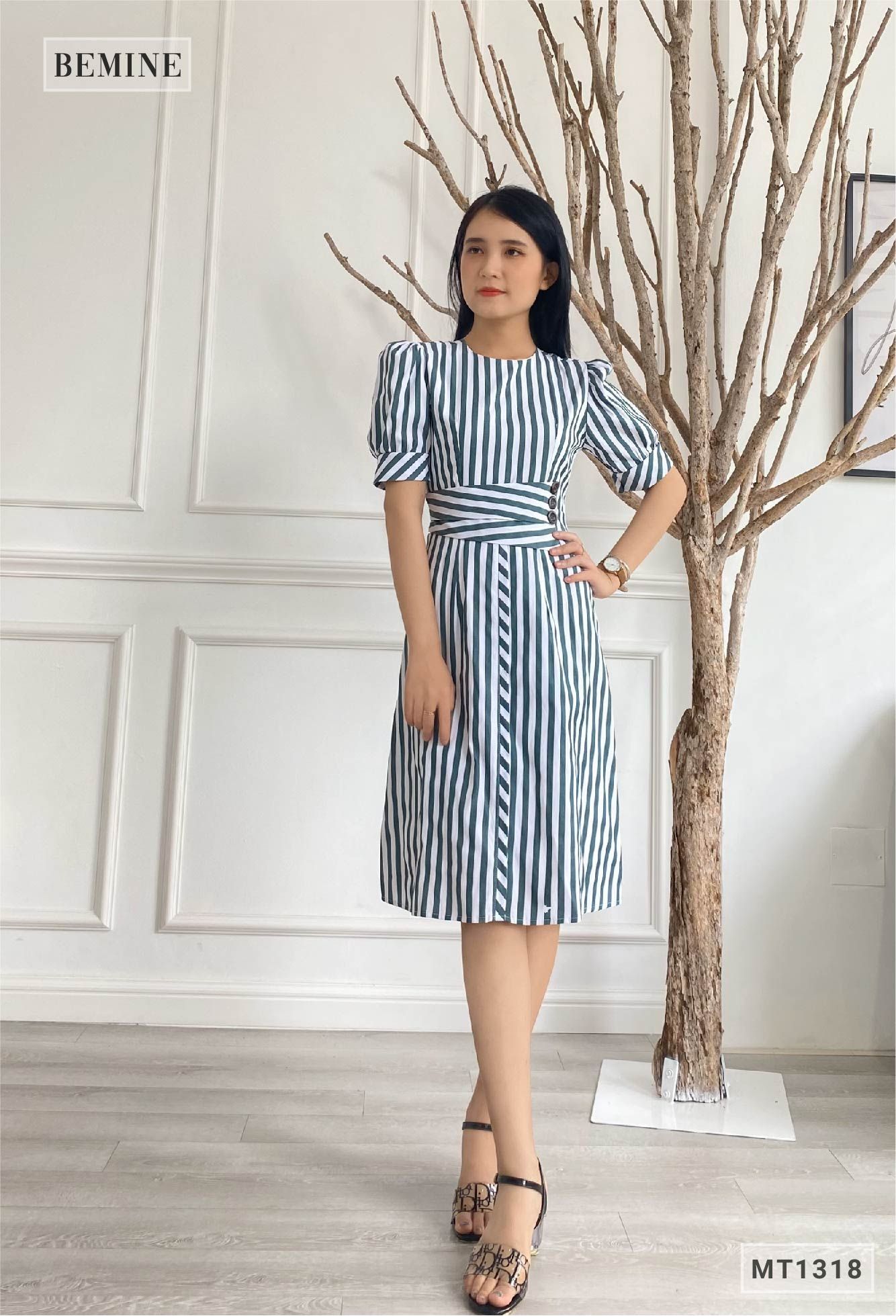 MT1318XANH - Đầm sọc đính nút eo
