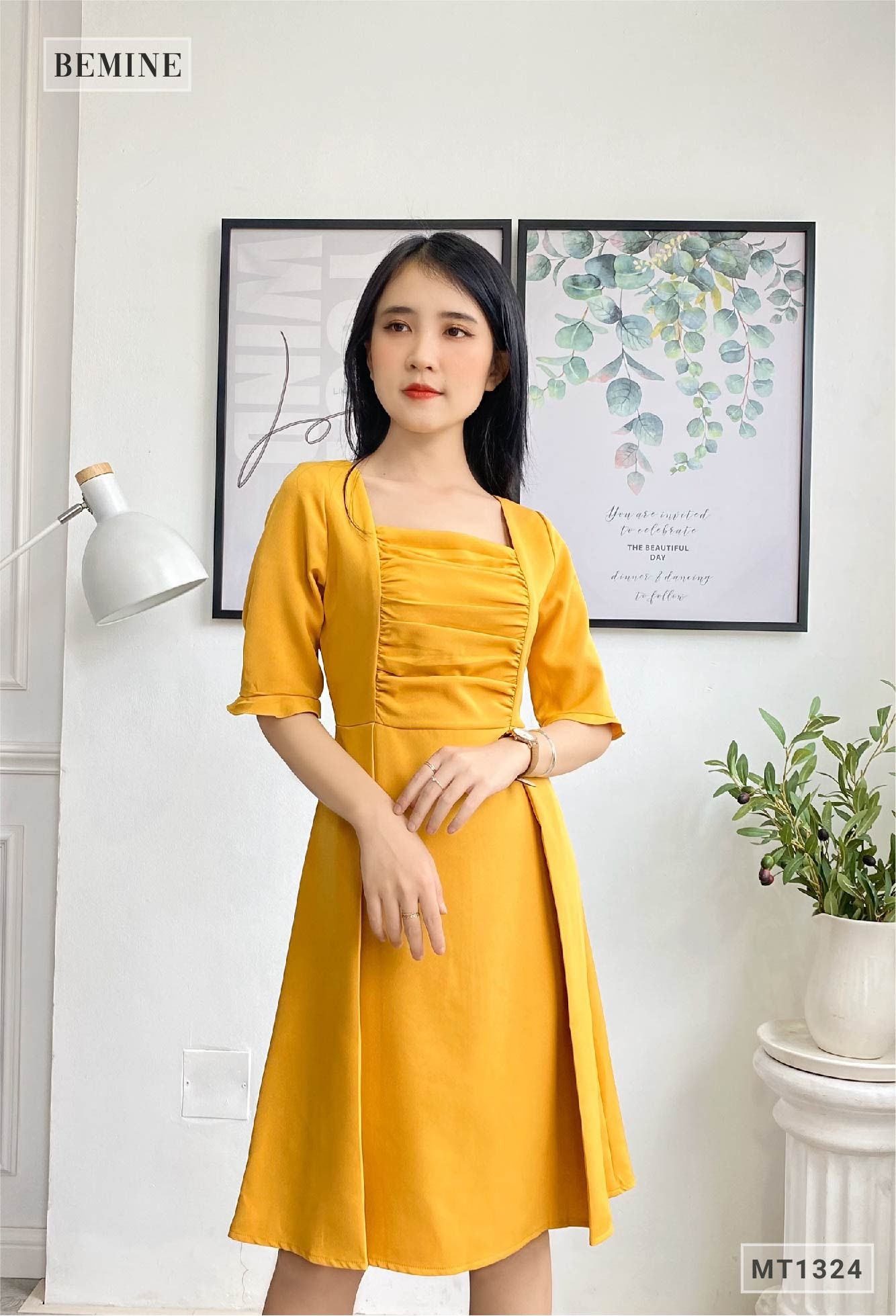 MT1324VANG - Đầm cổ vuông xếp ly ngực