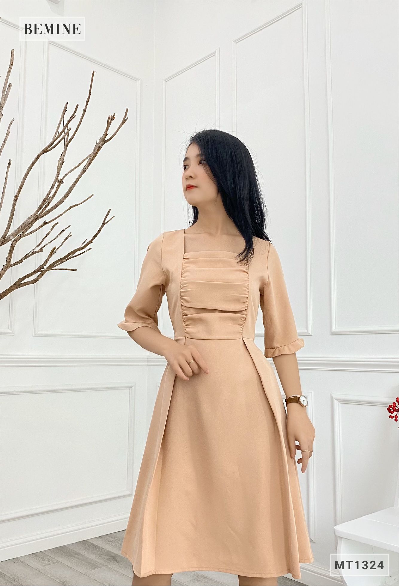 MT1324DA - Đầm cổ vuông xếp ly ngực