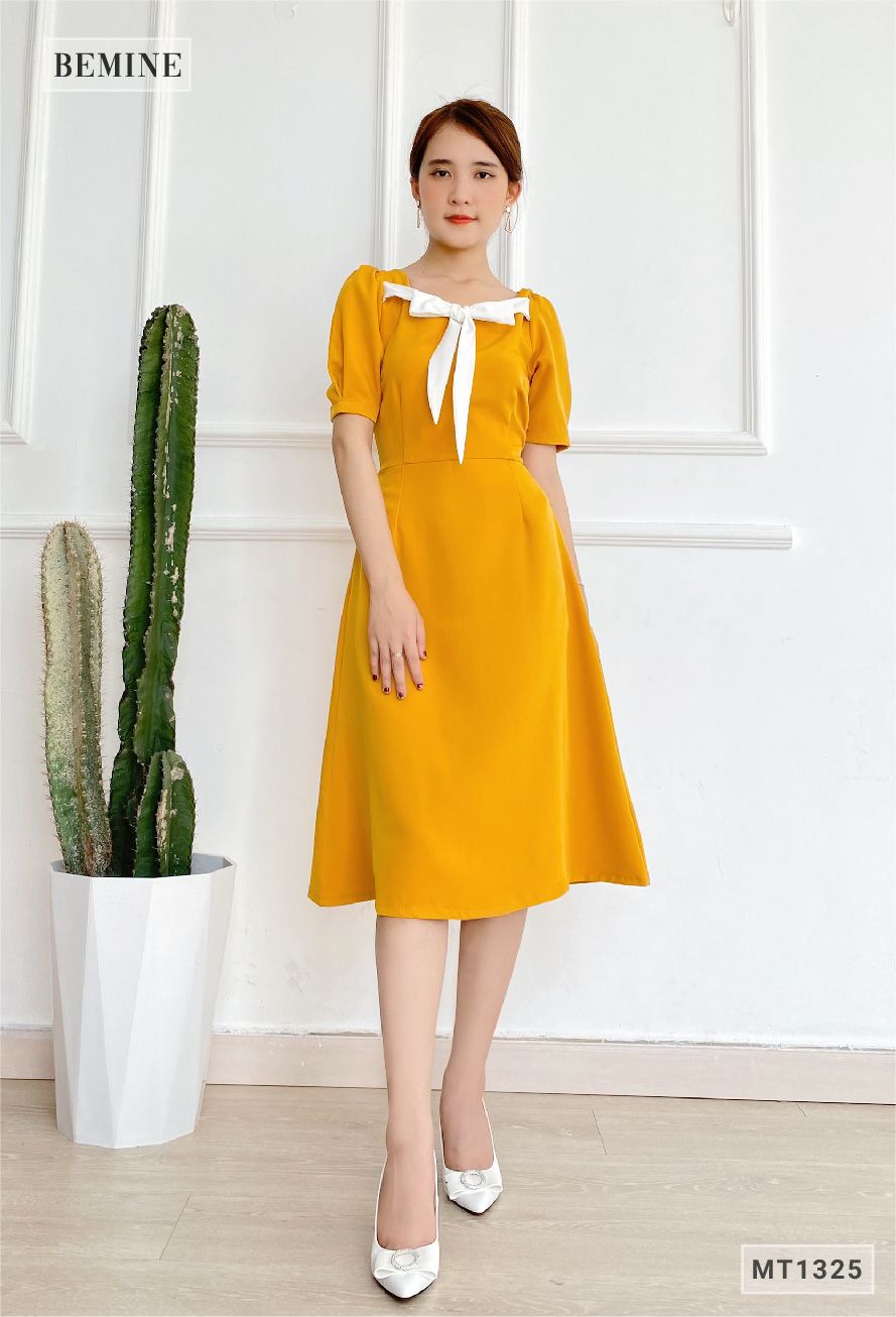 MT1325VANG - Đầm tay phồng nơ cổ