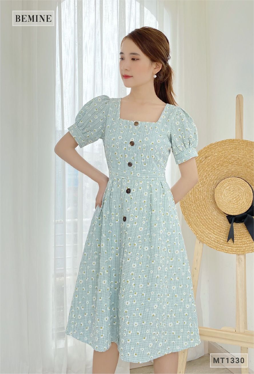 MT1330XANH - Đầm cổ vuống đính nút