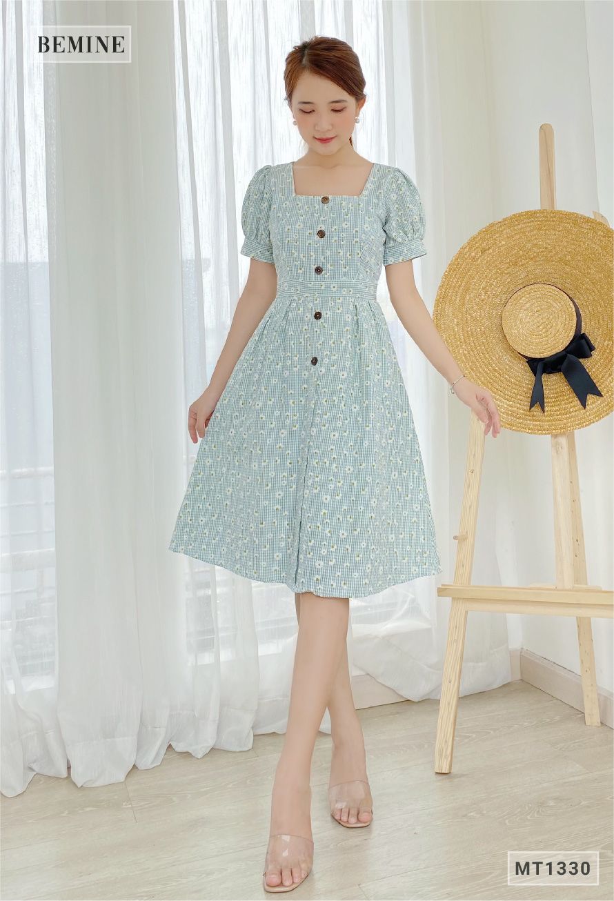 MT1330XANH - Đầm cổ vuống đính nút