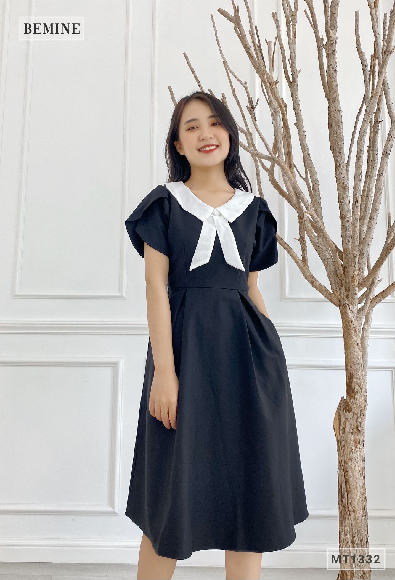 MT1332DEN - Đầm xòe cổ phối có nơ