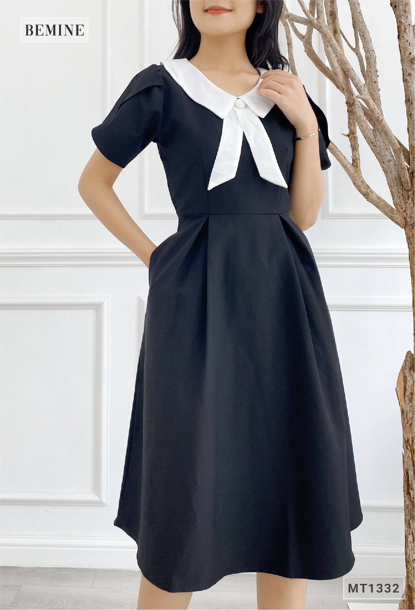 MT1332DEN - Đầm xòe cổ phối có nơ