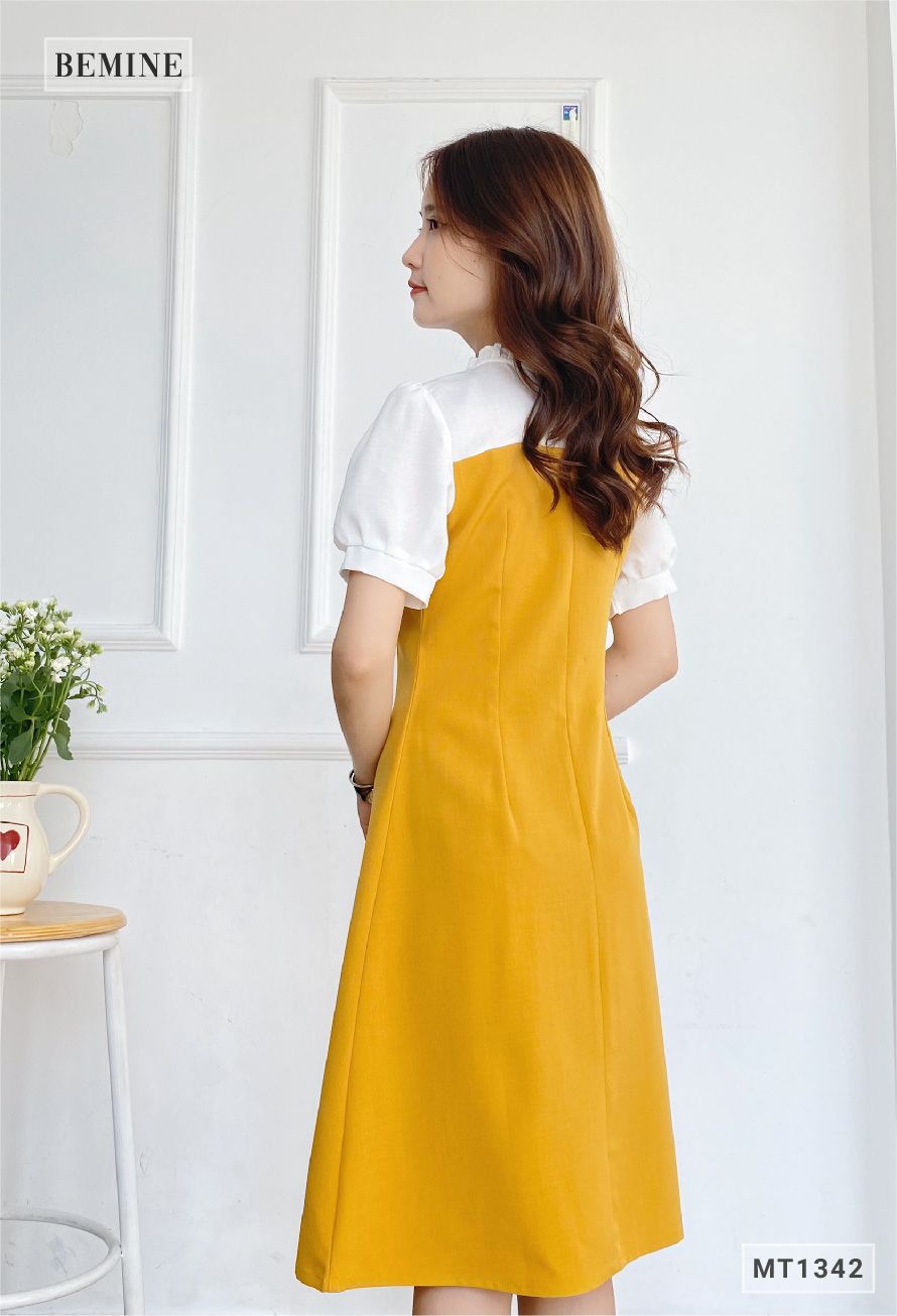 MT1342VANG - Đầm phối cổ tay có nơ