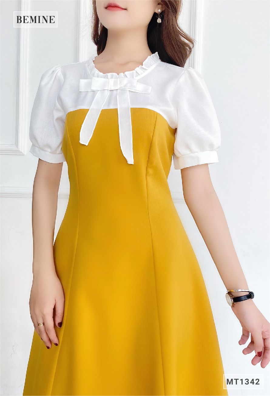 MT1342VANG - Đầm phối cổ tay có nơ