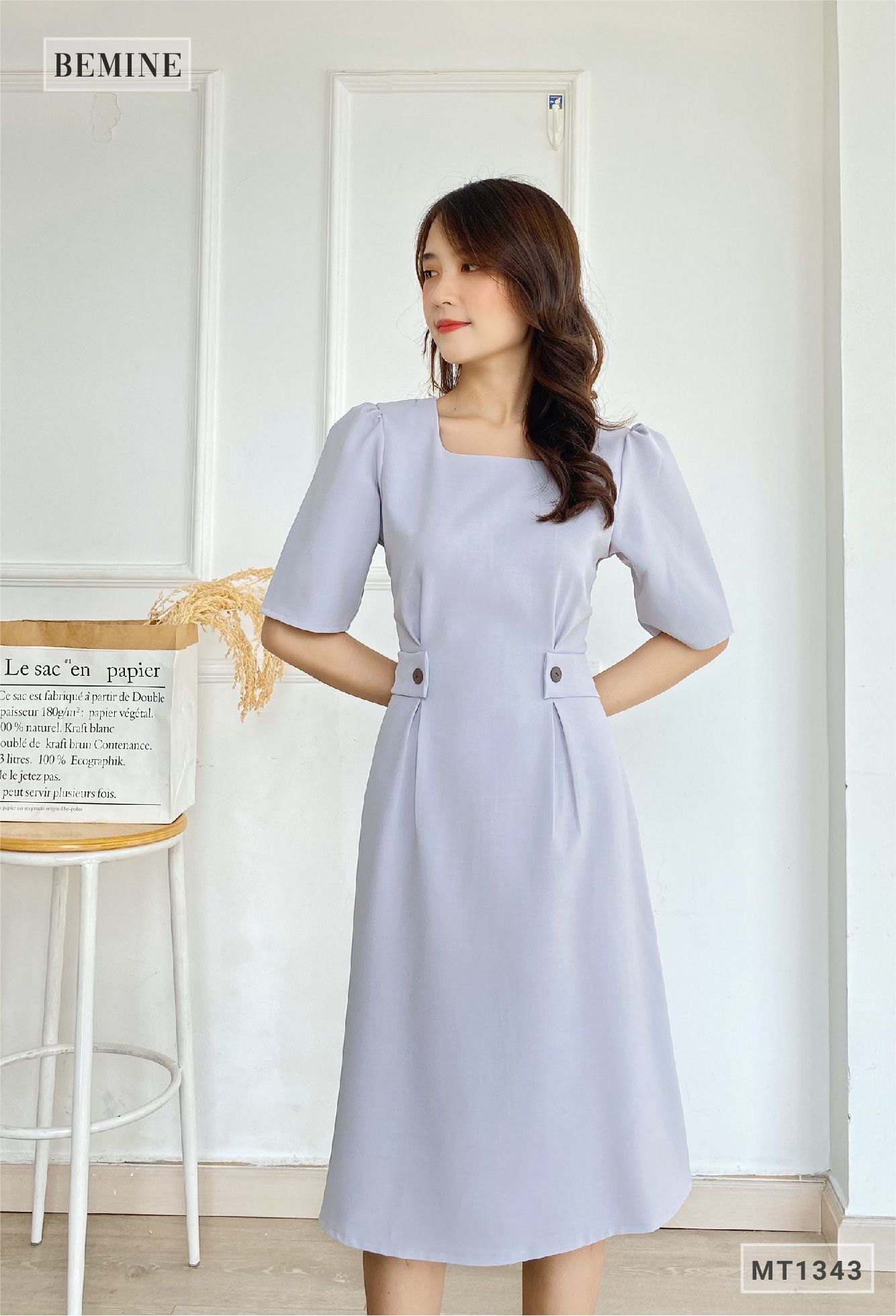 MT1343XAM - Đầm cổ vuông đính 2 nút eo