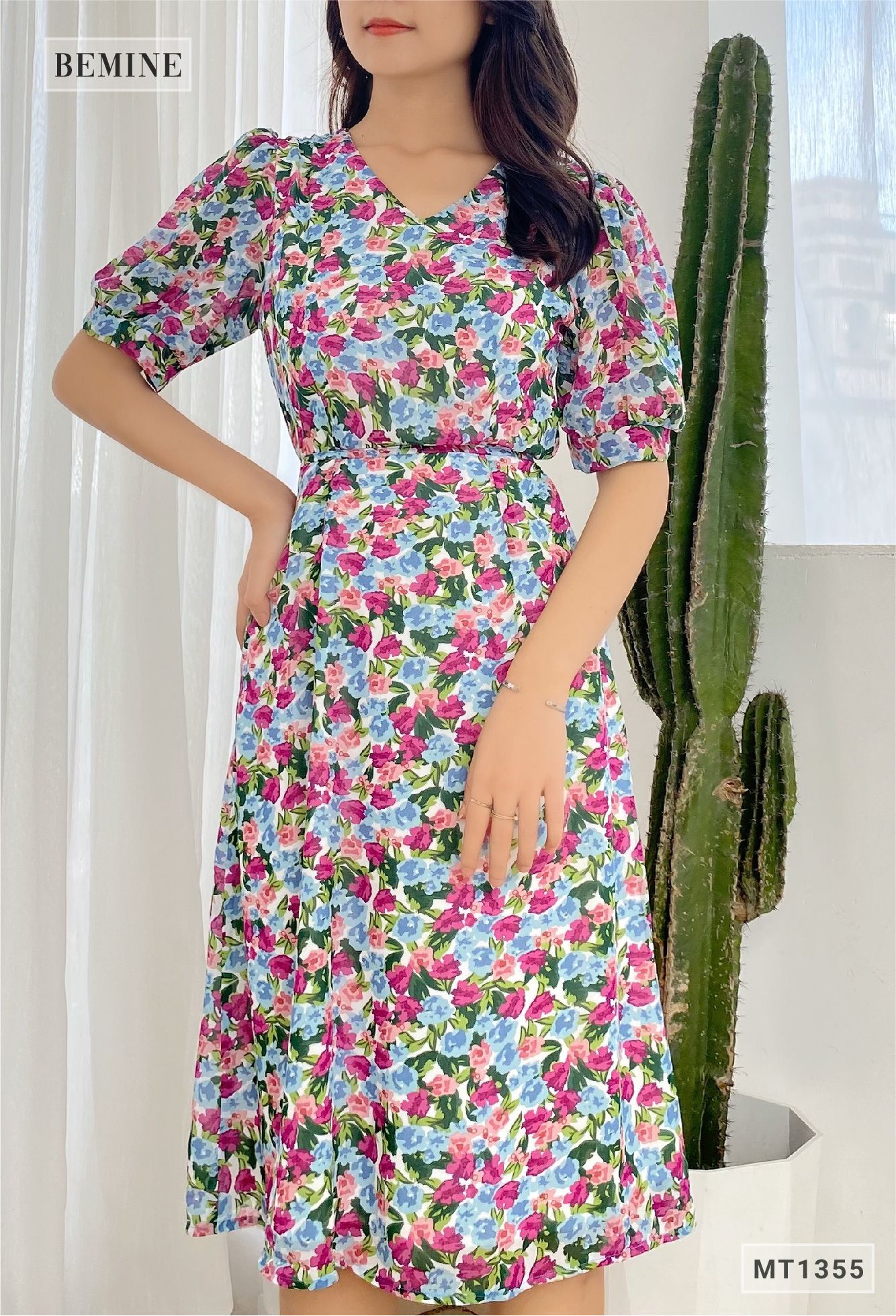 MT1355TIM - Đầm hoa cổ tym cột eo