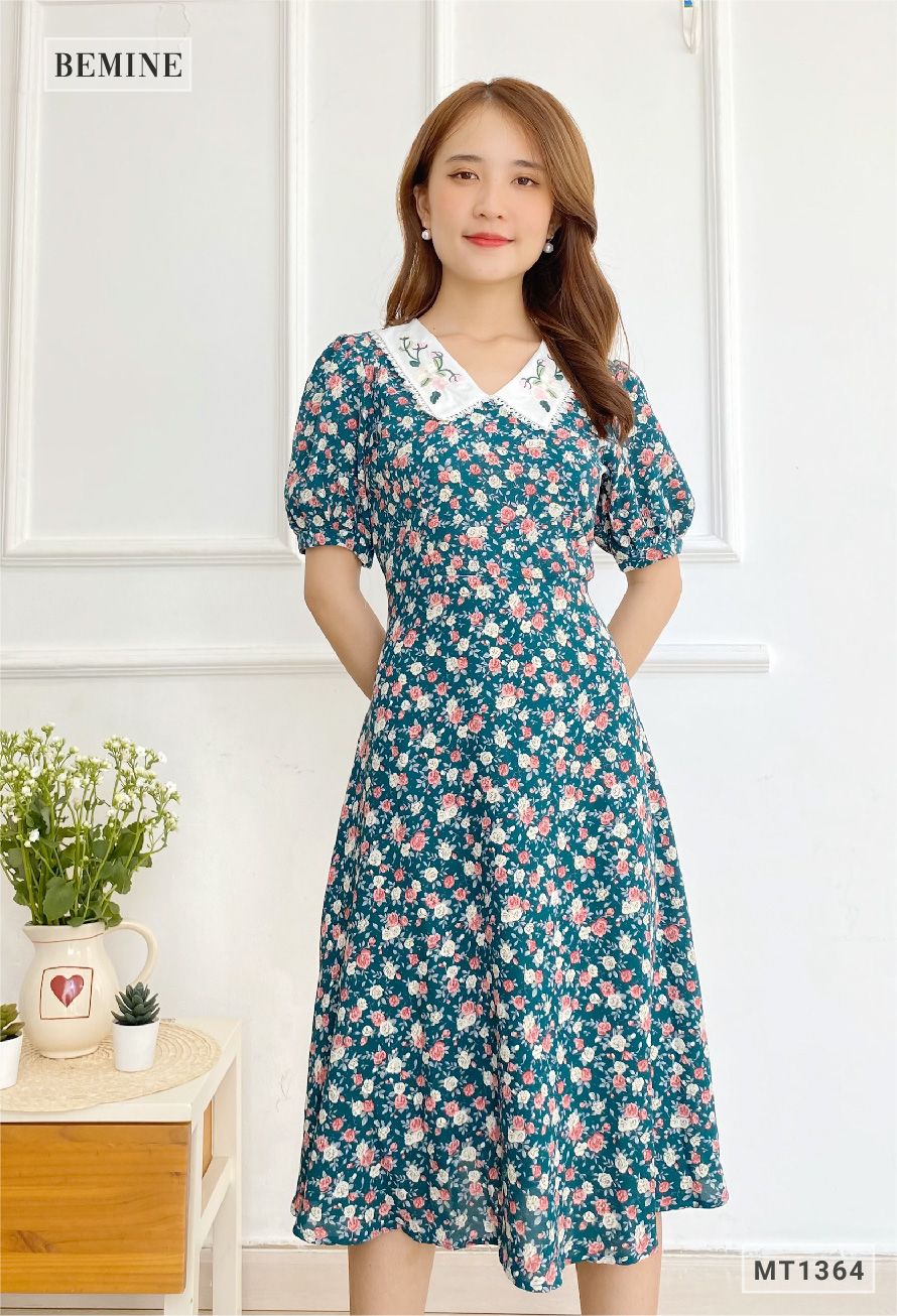 MT1364XANH - Đầm hoa phối cổ thêu