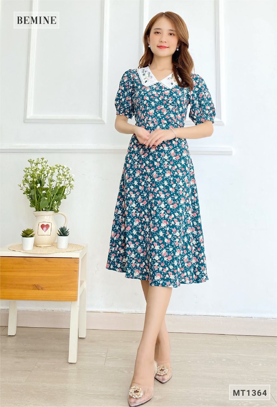 MT1364XANH - Đầm hoa phối cổ thêu