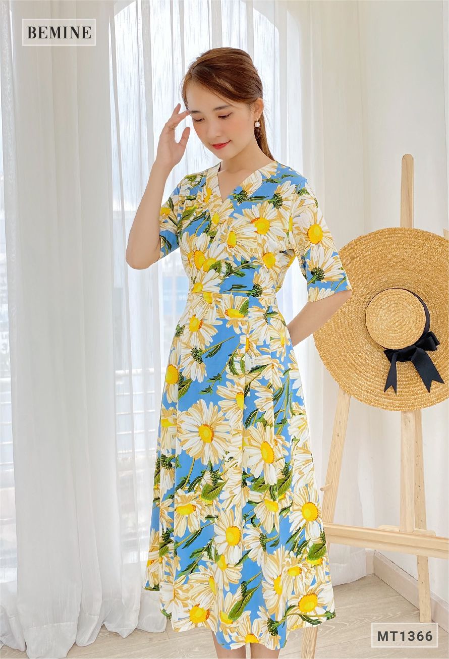 MT1366XANH - Đầm hoa xòe cổ đắp chéo