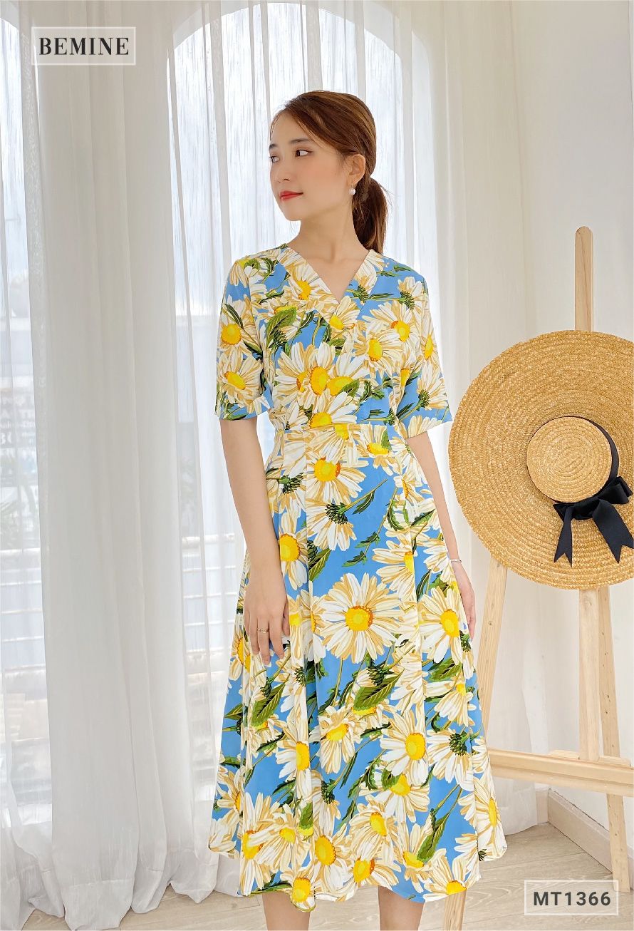 MT1366XANH - Đầm hoa xòe cổ đắp chéo