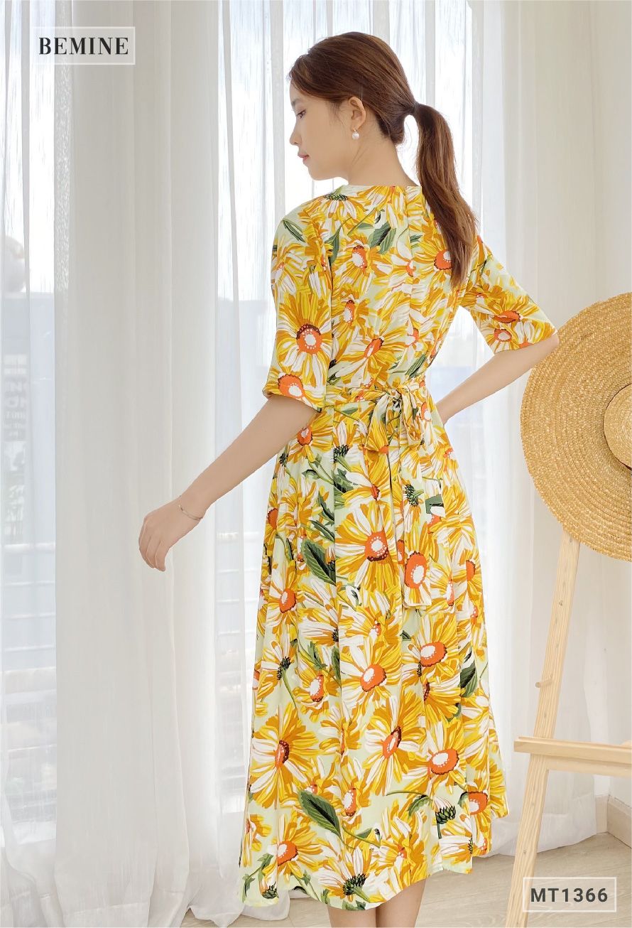 MT1366VANG - Đầm hoa xòe cổ đắp chéo
