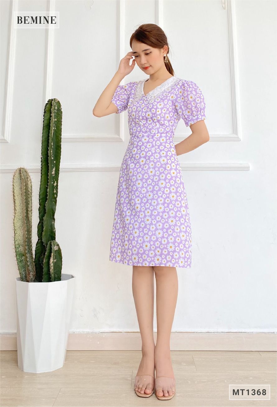 MT1368TIM - Đầm hoa cổ ren đính nút