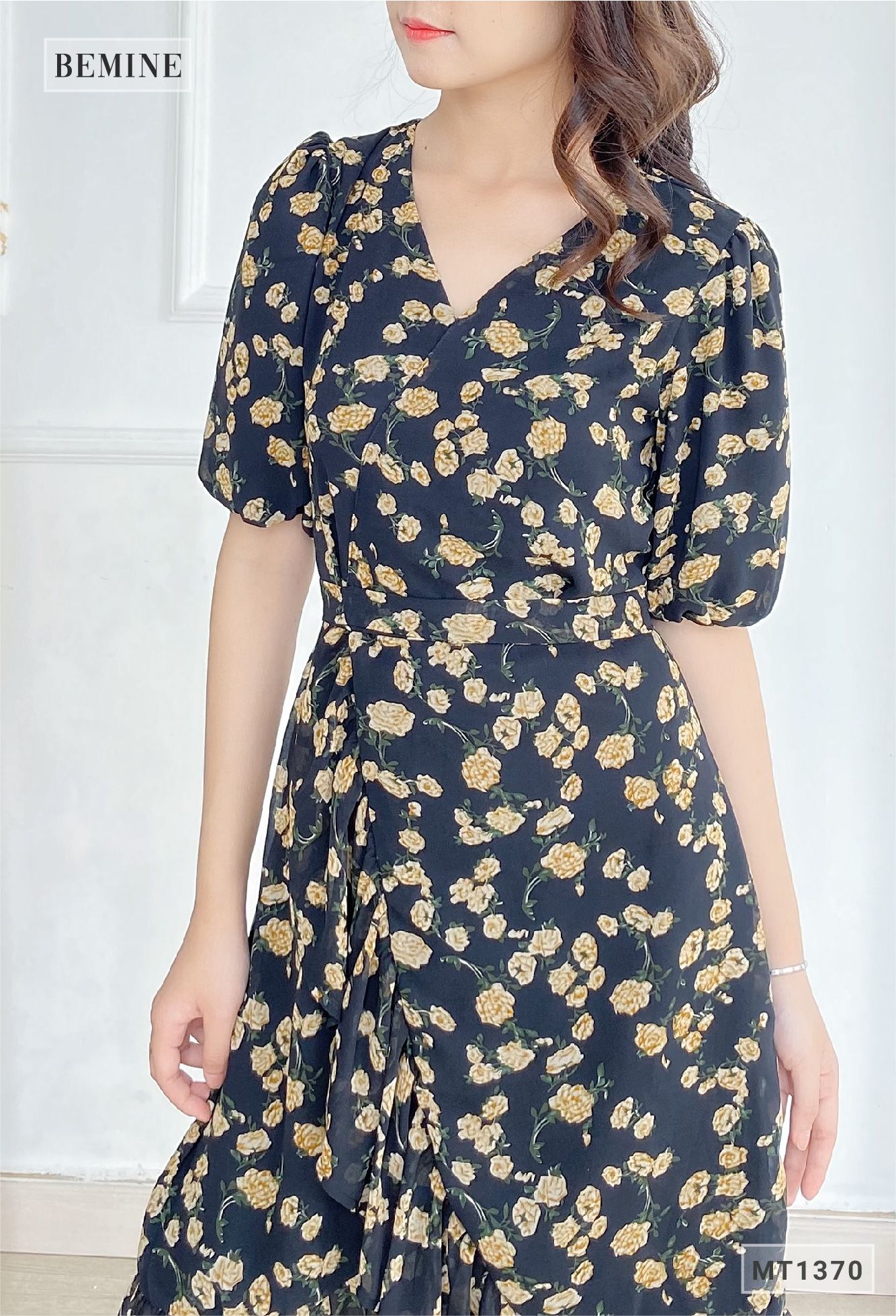MT1370DEN - Đầm voan đắp chéo dây eo