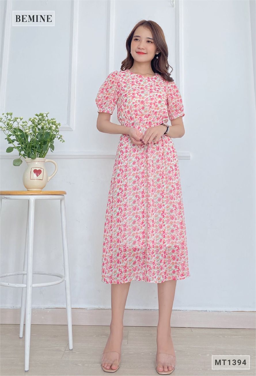 MT1394HONG - Đầm hoa cổ tròn chun eo