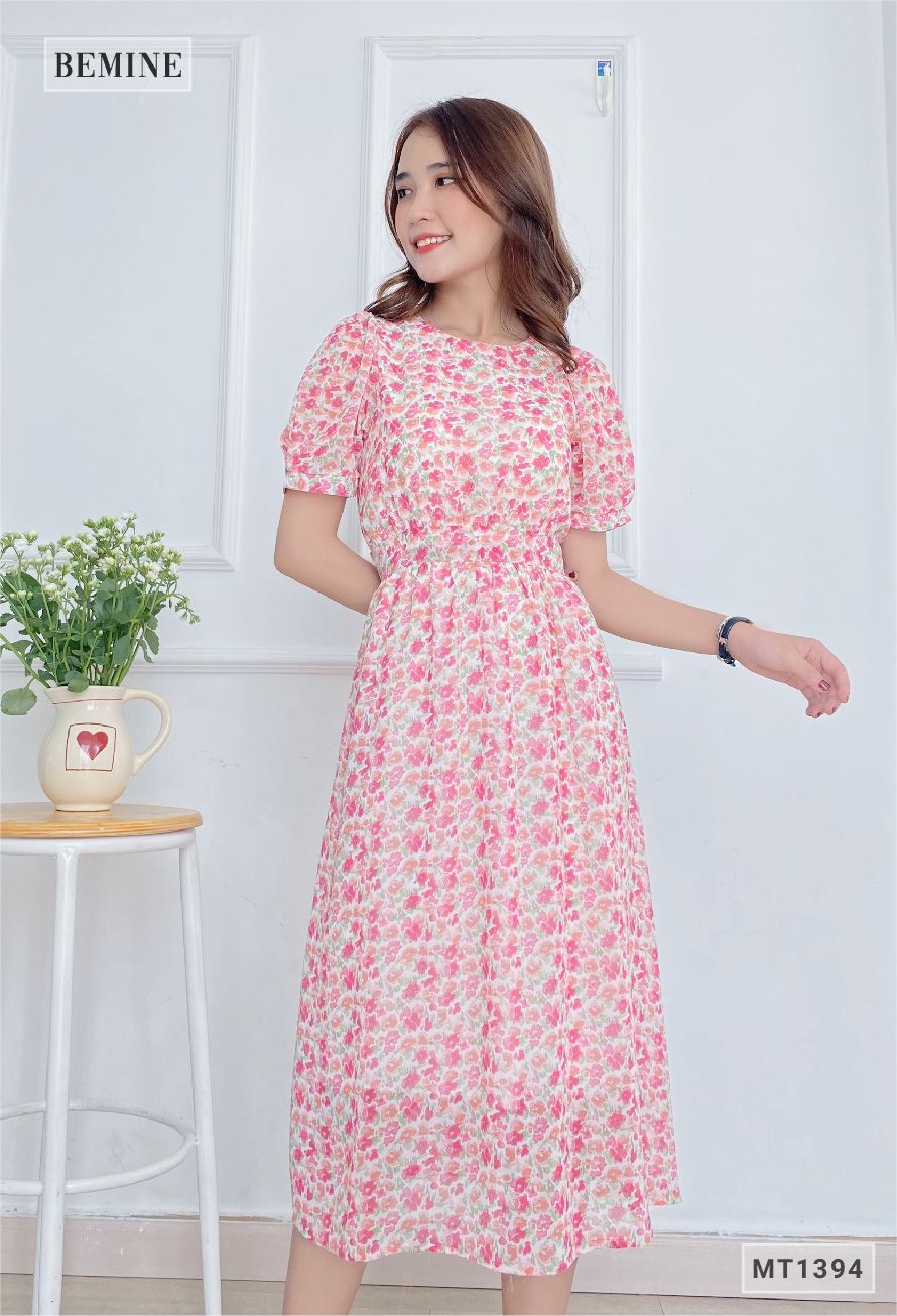 MT1394HONG - Đầm hoa cổ tròn chun eo