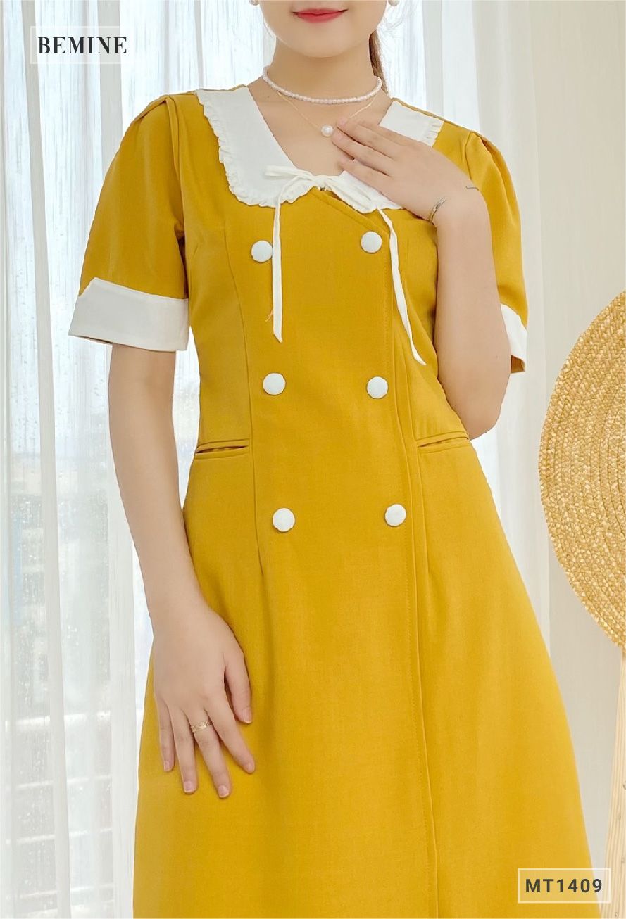 MT1409VANG - Đầm phối cổ tay đính nút