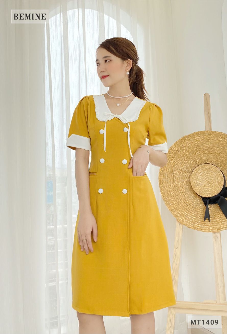 MT1409VANG - Đầm phối cổ tay đính nút