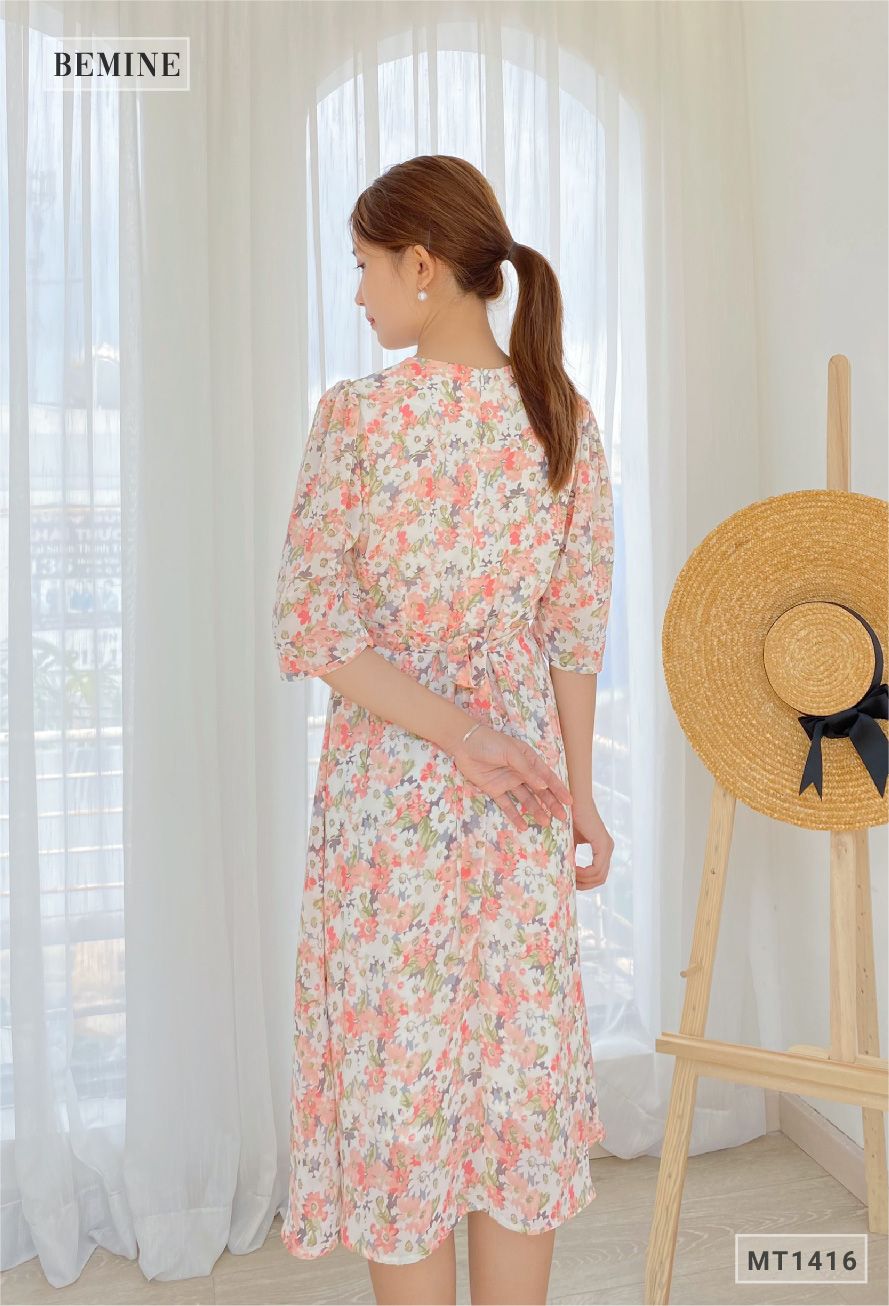 MT1416HONG - Đầm hoa cổ đắp chéo cột eo