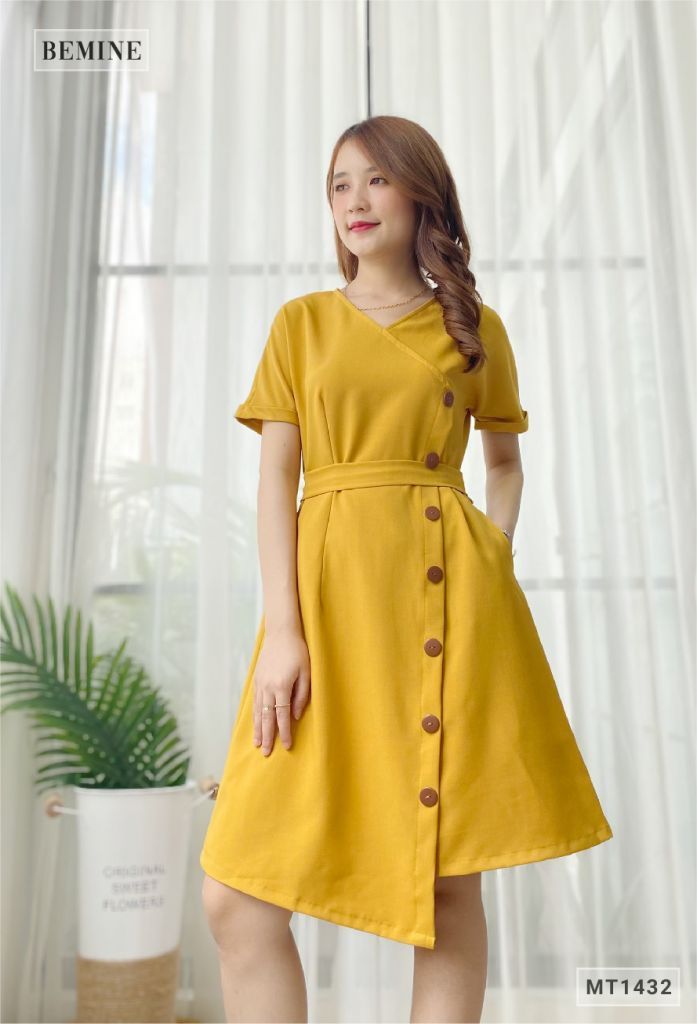 MT1432VANG - Đầm cánh dơi cá tính