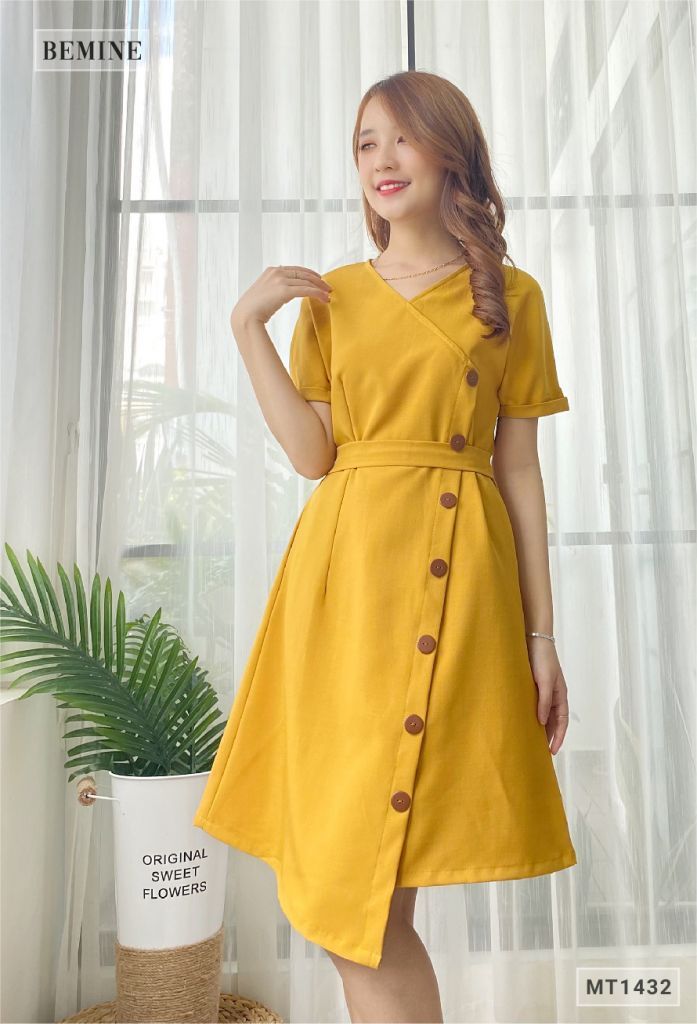MT1432VANG - Đầm cánh dơi cá tính