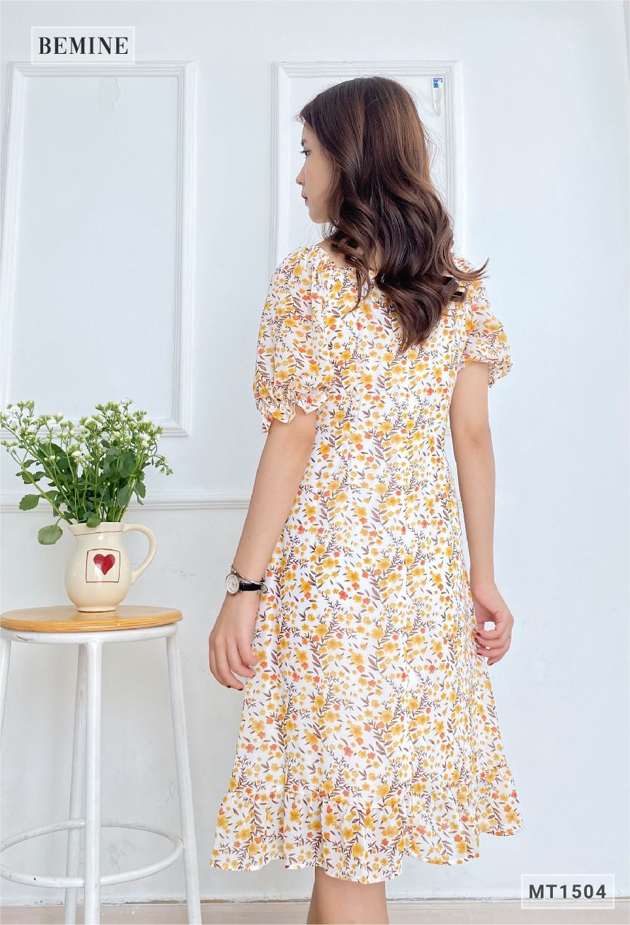 MT1504TRANG - Đầm voan cổ vuông tay nhún