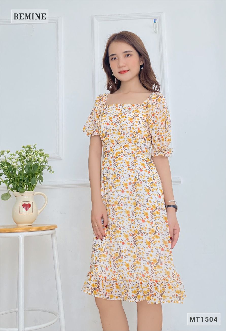 MT1504TRANG - Đầm voan cổ vuông tay nhún