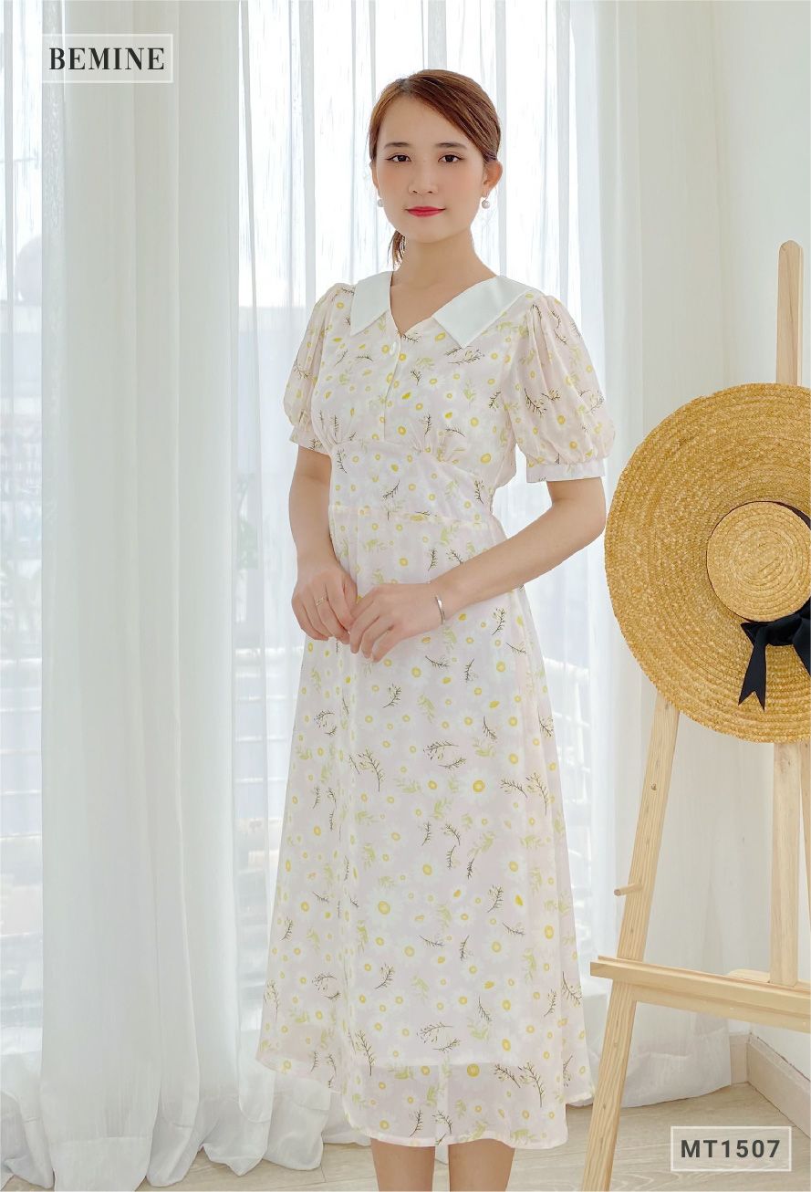 MT1507HONG - Đầm hoa cổ phối đính nút
