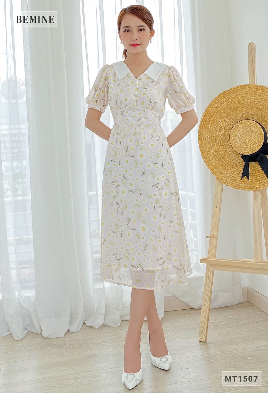MT1507HONG - Đầm hoa cổ phối đính nút